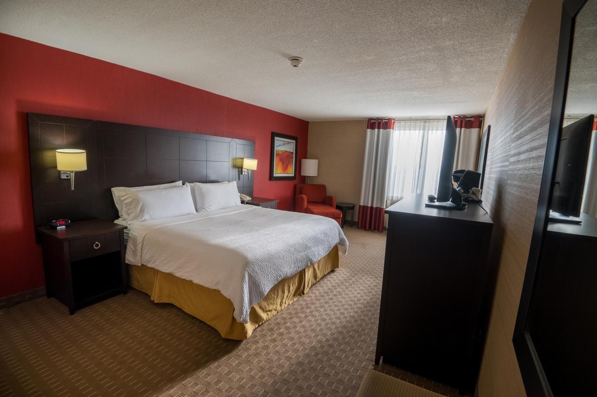 Holiday Inn Express Hotel & Suites Chatham South By Ihg Esterno foto