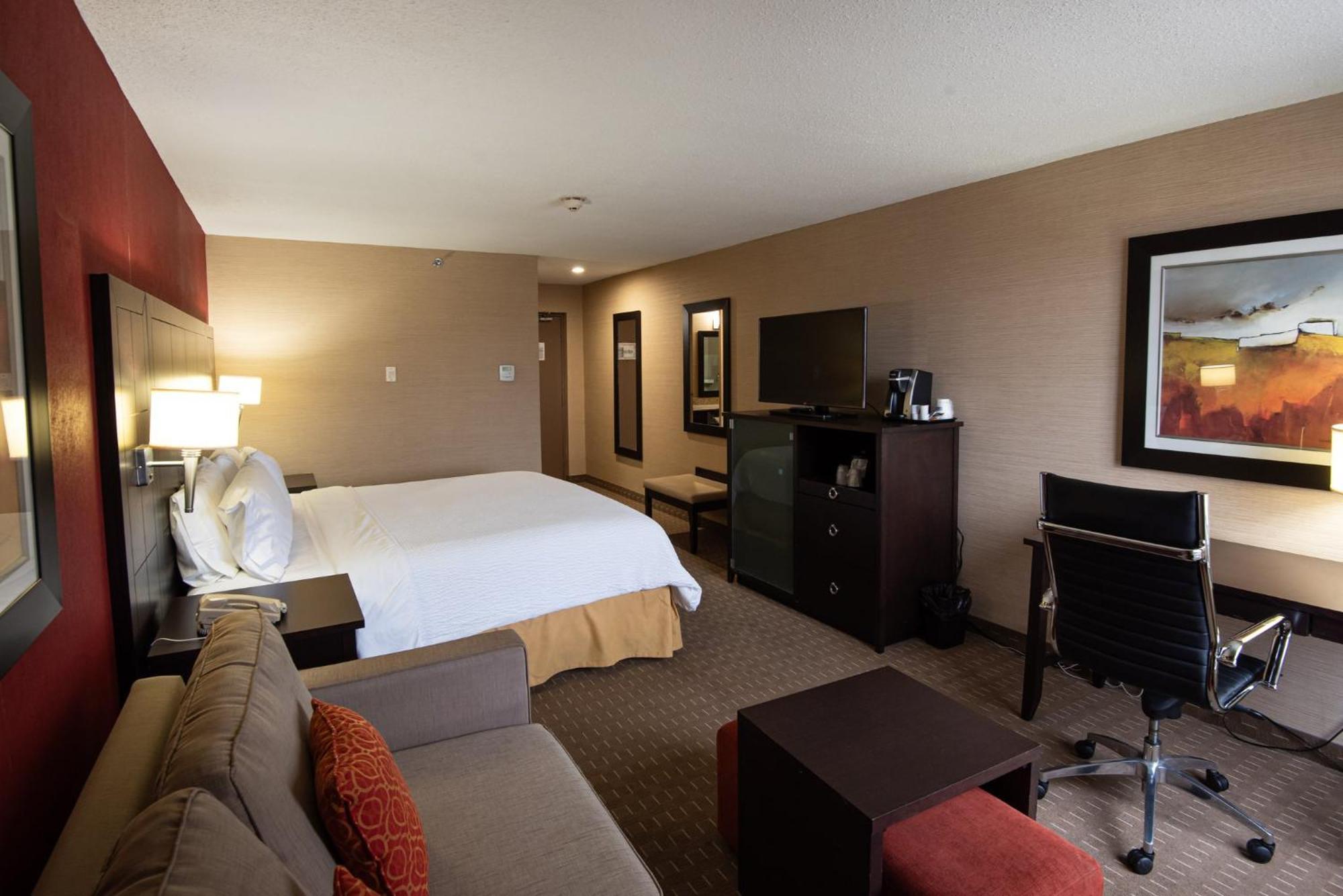 Holiday Inn Express Hotel & Suites Chatham South By Ihg Esterno foto