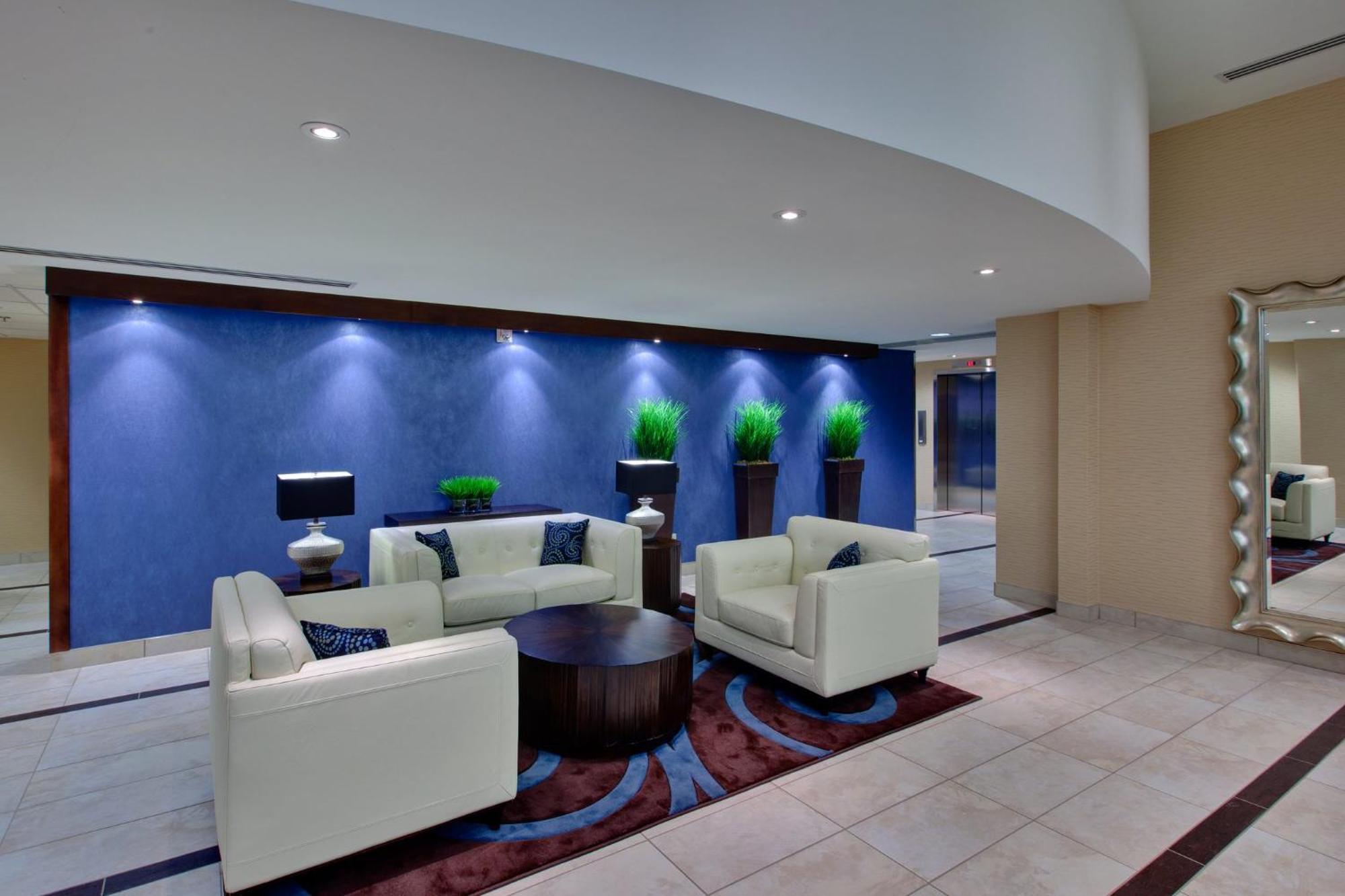 Holiday Inn Express Hotel & Suites Chatham South By Ihg Esterno foto