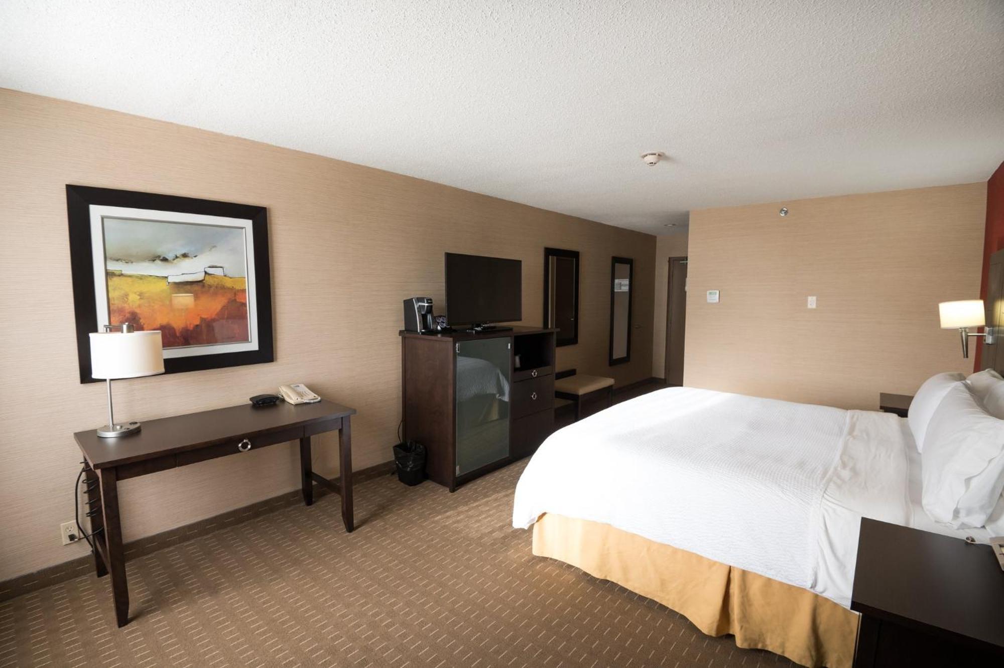 Holiday Inn Express Hotel & Suites Chatham South By Ihg Esterno foto